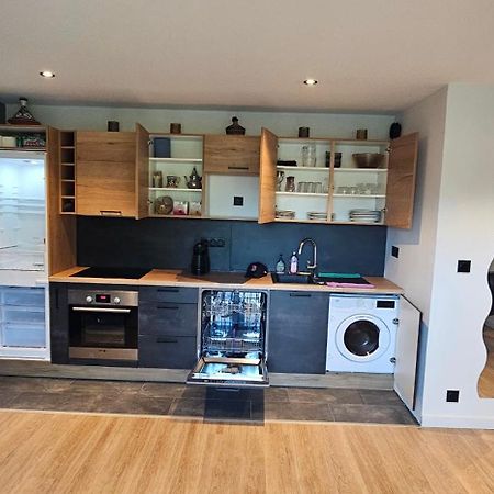 Charmant Appartement Tout Equipe Seilh Екстер'єр фото